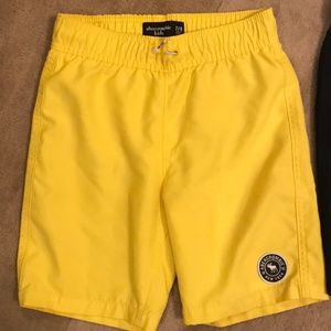 Abercrombie Kids boys logo swim trunks